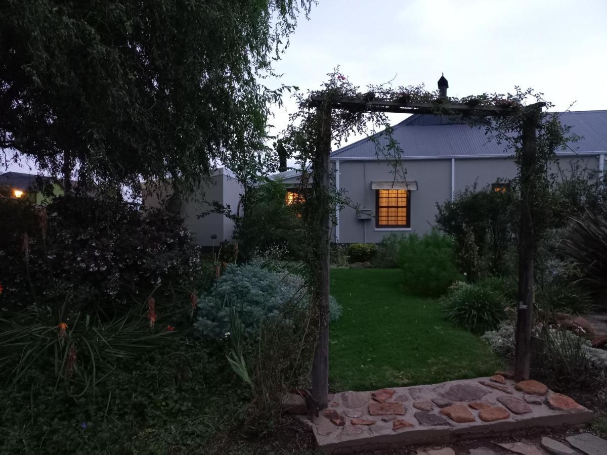 Dekotzenhof Hotel Wakkerstroom ภายนอก รูปภาพ