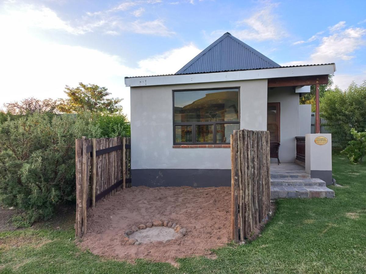 Dekotzenhof Hotel Wakkerstroom ภายนอก รูปภาพ
